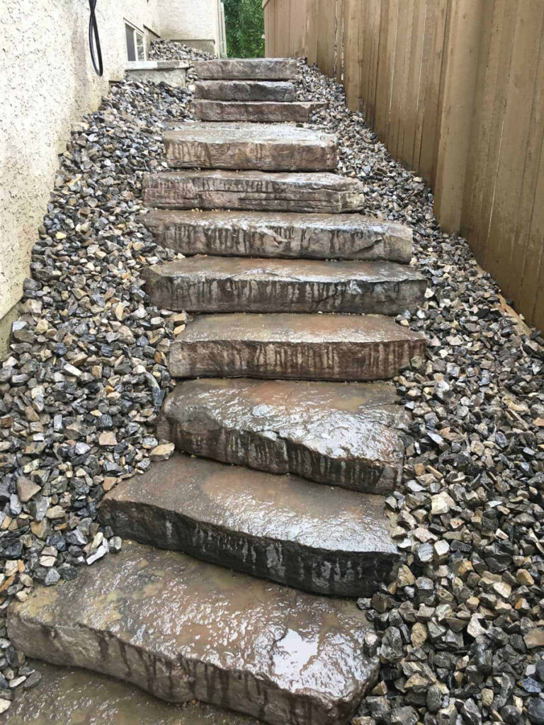 Sideyard Steps to Home