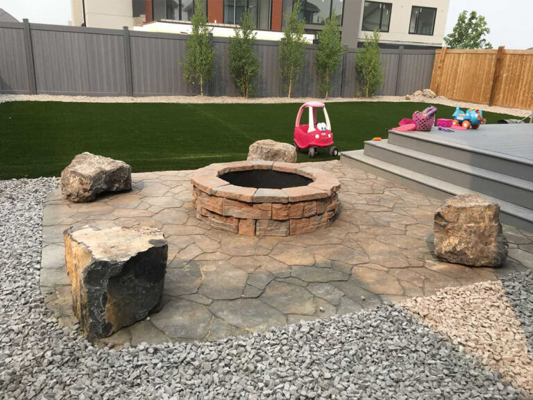 Rounded Brick Fire Pit Feature